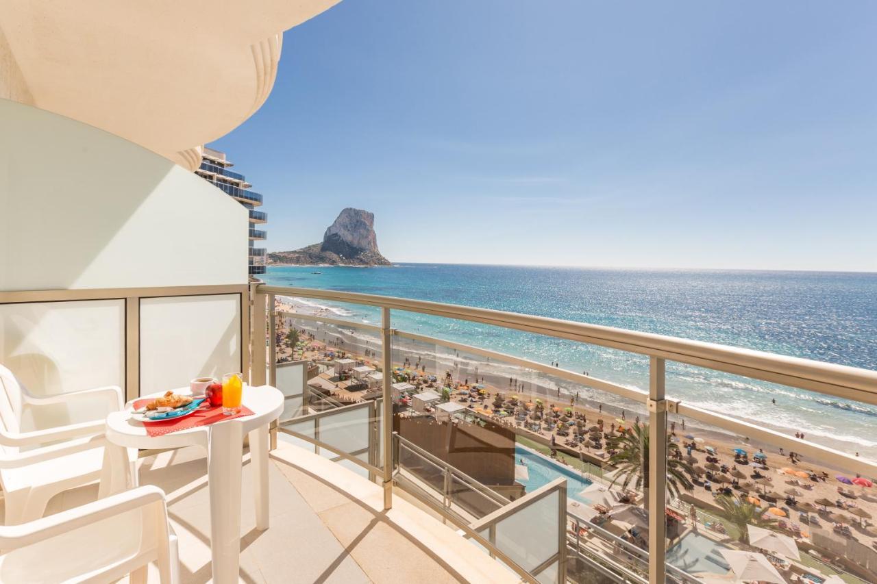 Habitación Doble con cama supletoria y vistas al mar